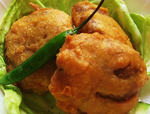 Best Indian Monsoon Food in North India, South India, Bengal, Maharashtra, Gujarat