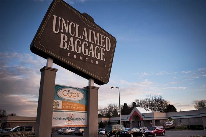 Unclaimed baggage 2025 center near me