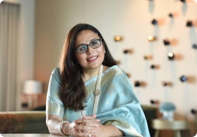 Radhika Gupta, CEO with Broken Neck, Leaves Wall Street to be Her Own Boss in India; A Story of Reverse Brain Drain
