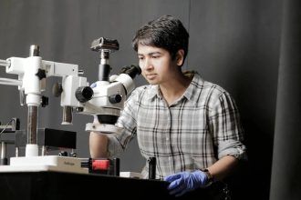 MIT researcher Deblina Sarkar, Circulatronics technology, US-based Indians in healthcare research, Indian Diaspora news