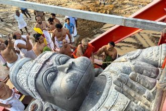 Maryland hanuman statue, SBA Temple Maryland, hanuman statues USA, Hindu temples America, Indians in the US